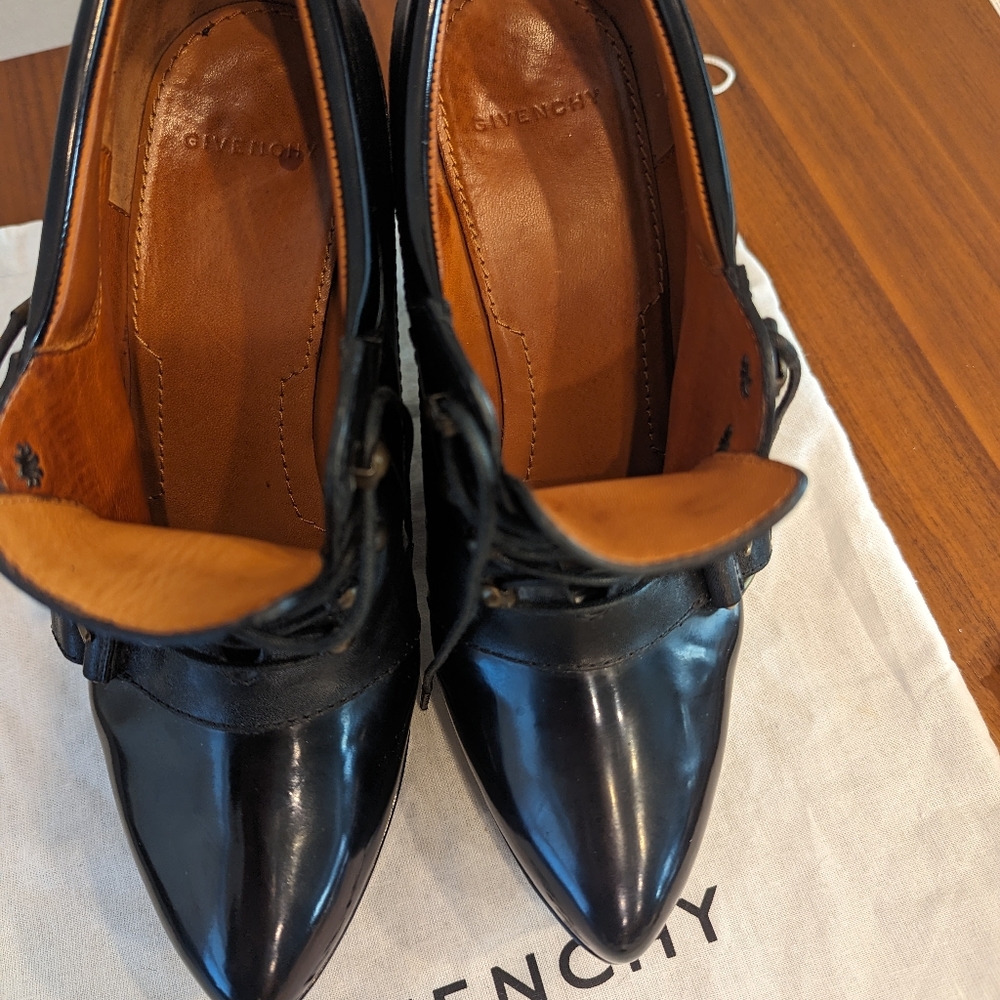 Givenchy Wedge Booties Size 8 - Picture 8 of 10
